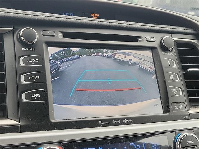 2019 Toyota Highlander Vehicle Photo in New Bloomfield, PA 17068