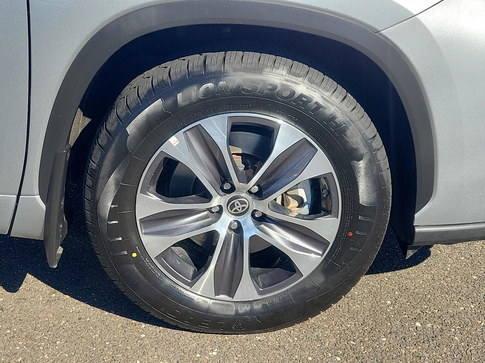 2022 Toyota Highlander Vehicle Photo in Trevose, PA 19053