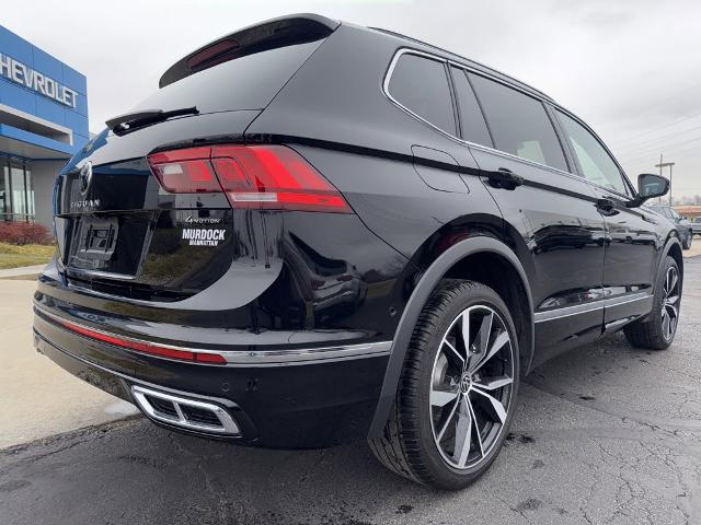 2023 Volkswagen Tiguan Vehicle Photo in MANHATTAN, KS 66502-5036