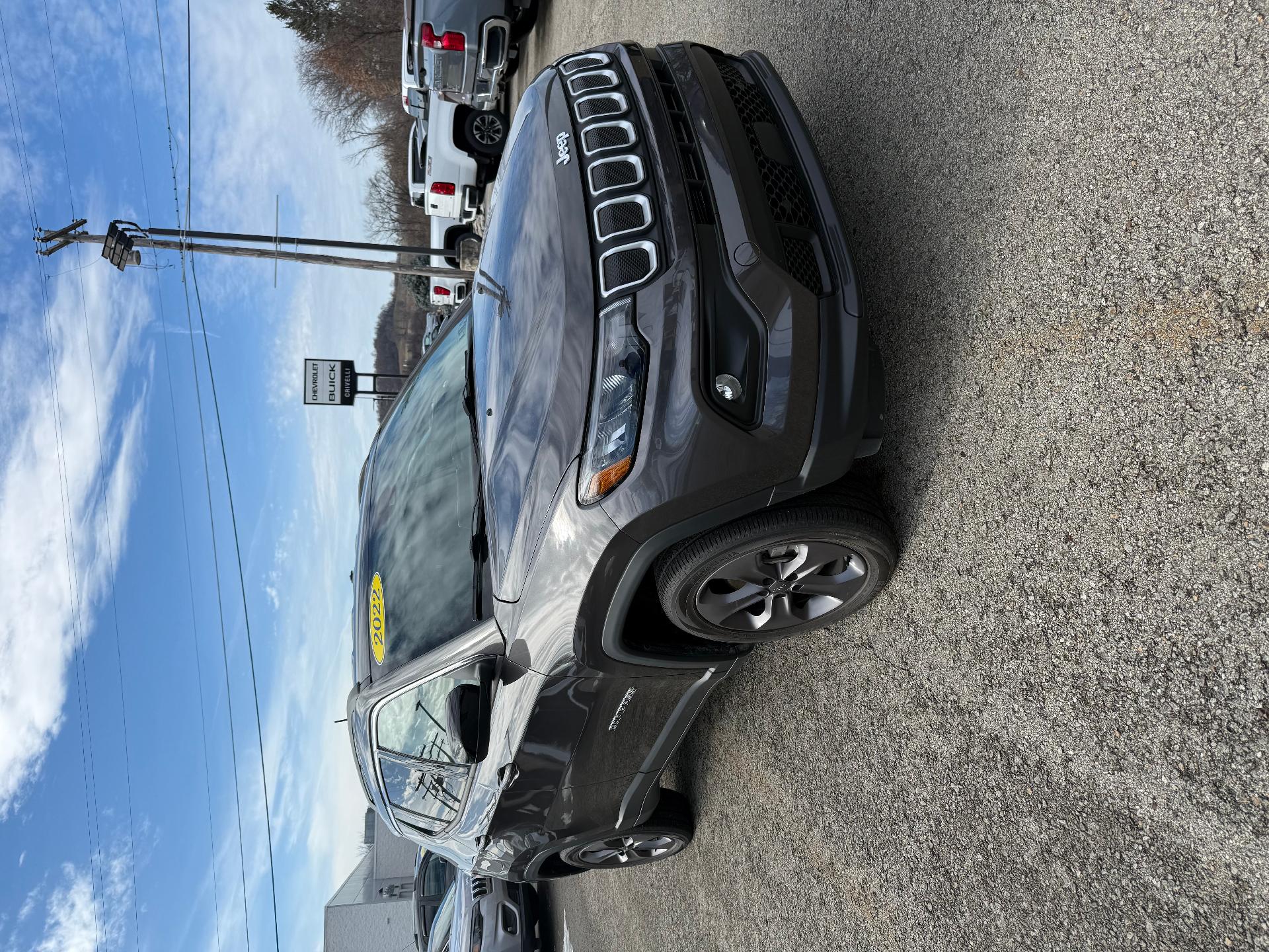 Used 2022 Jeep Compass Latitude Lux with VIN 3C4NJDFB4NT141246 for sale in Mount Pleasant, PA