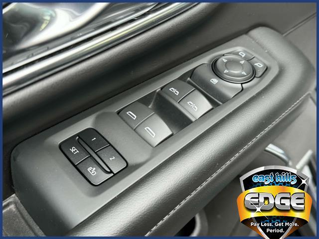 2023 Chevrolet Suburban Vehicle Photo in Roslyn, NY 11576