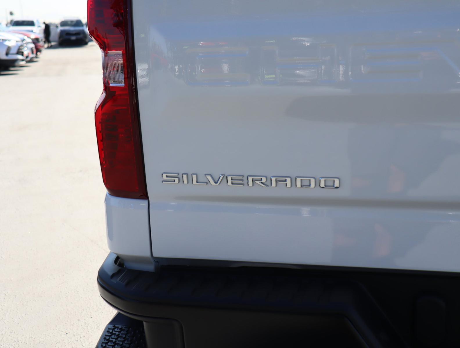 2025 Chevrolet Silverado 1500 Vehicle Photo in LOS ANGELES, CA 90007-3794