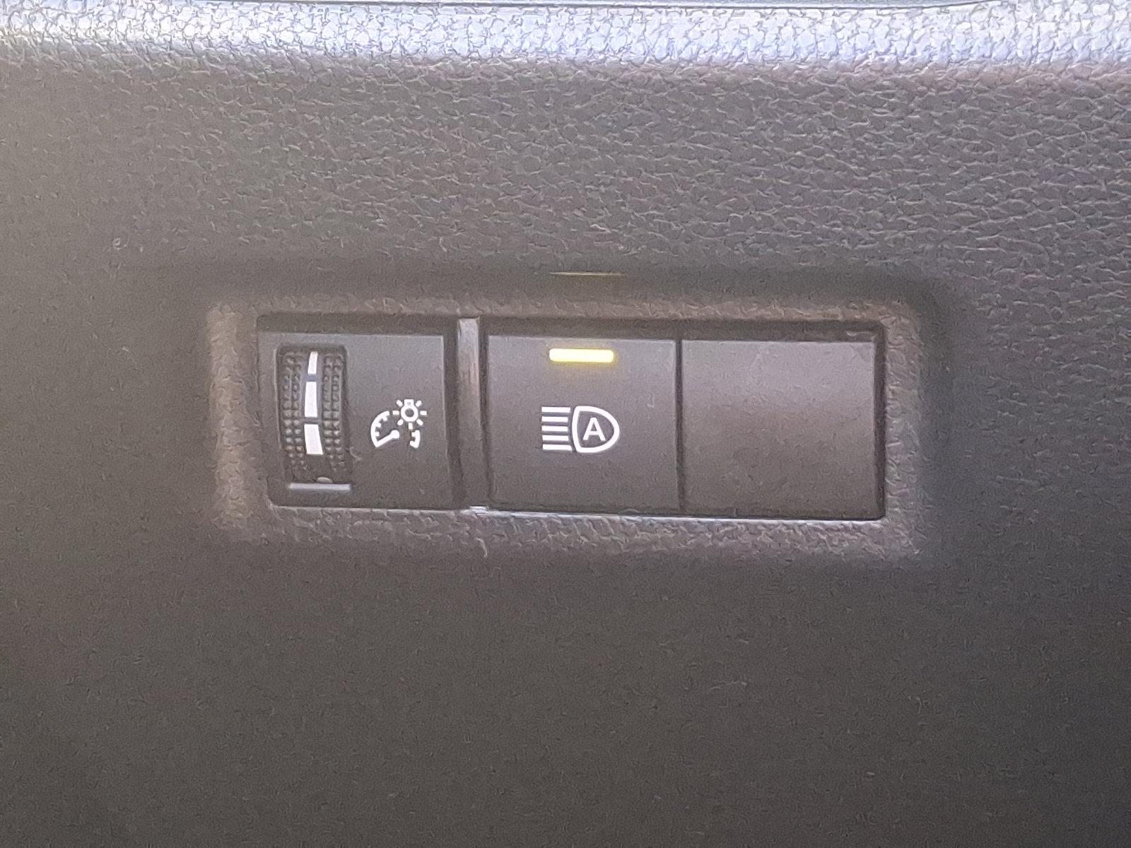 2022 Toyota RAV4 Vehicle Photo in Trevose, PA 19053