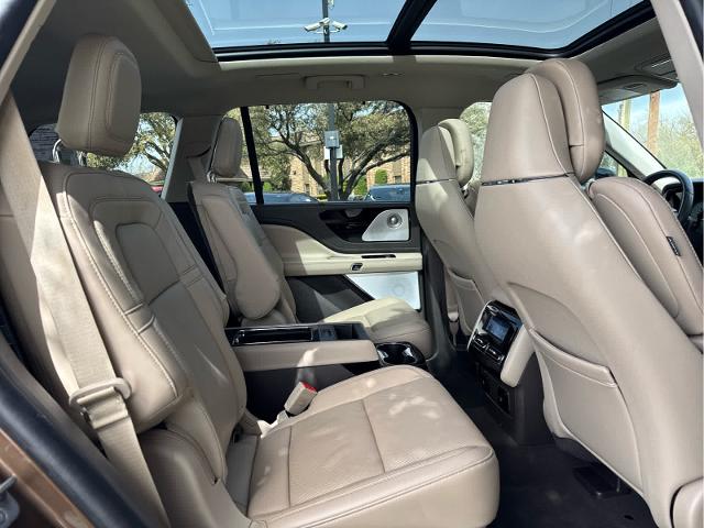 2022 Lincoln Aviator Vehicle Photo in DALLAS, TX 75209-3016