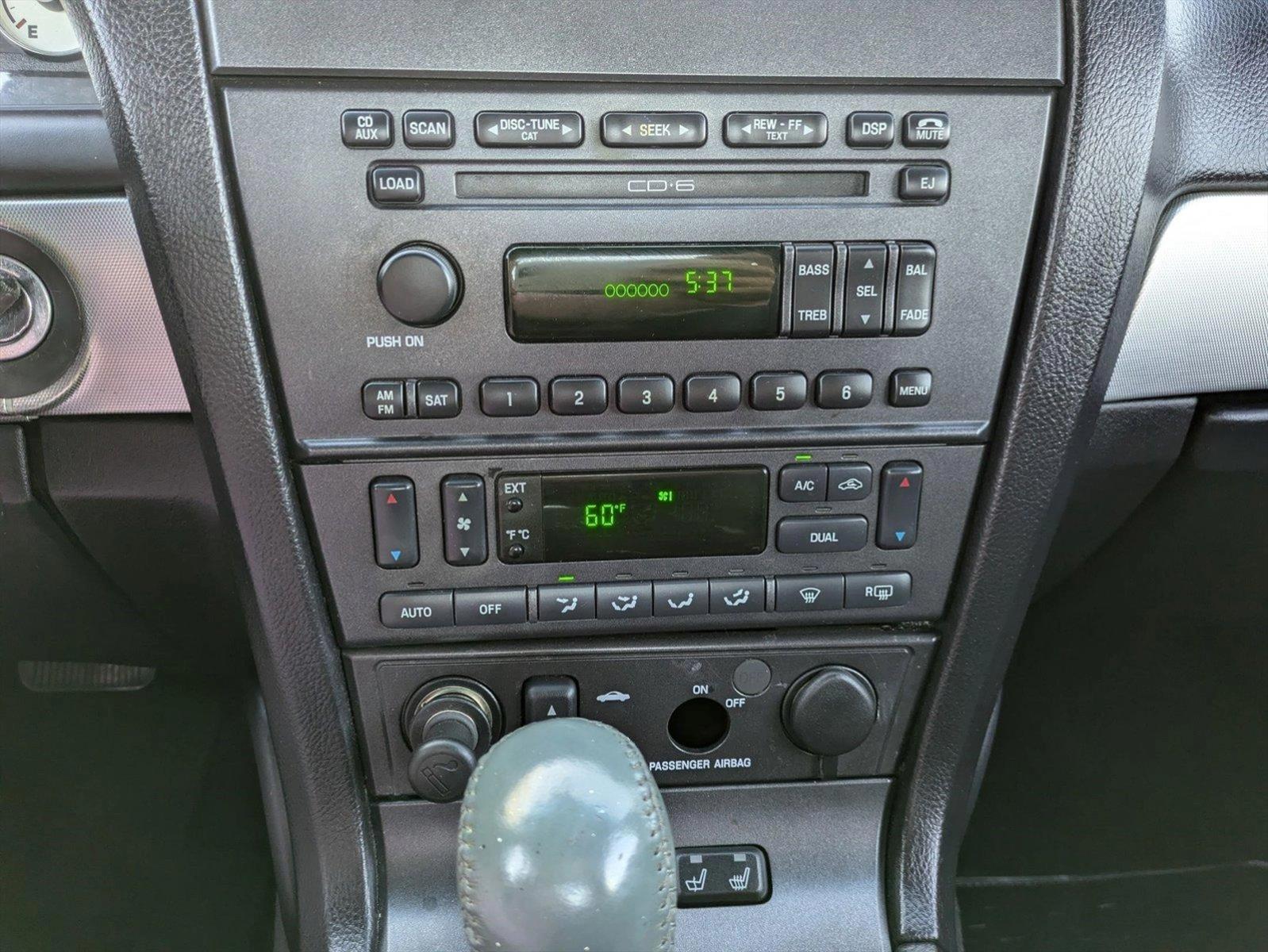 2005 Ford Thunderbird Vehicle Photo in Corpus Christi, TX 78415