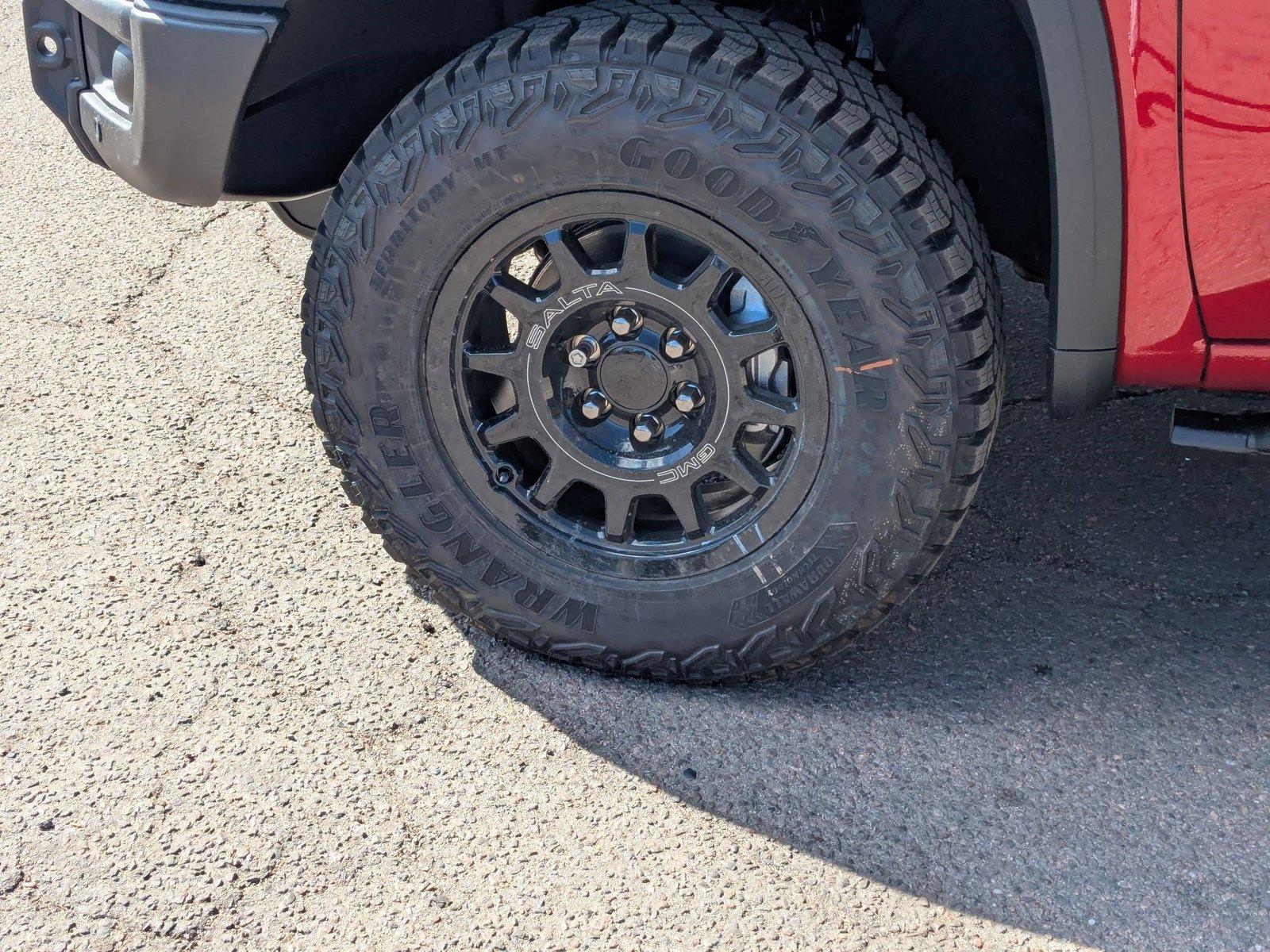 2025 GMC Sierra 1500 Vehicle Photo in LONE TREE, CO 80124-2750