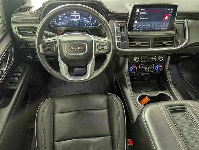 2022 GMC Yukon XL Vehicle Photo in ENGLEWOOD, CO 80113-6708