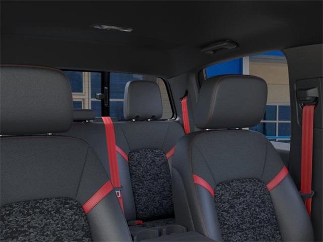 2024 Chevrolet Colorado Vehicle Photo in ENGLEWOOD, CO 80113-6708