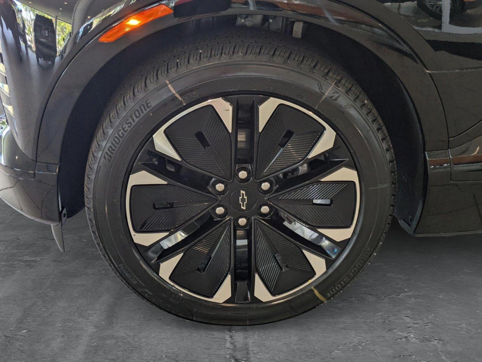 2025 Chevrolet Blazer EV Vehicle Photo in GREENACRES, FL 33463-3207