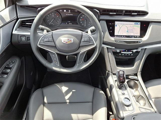2025 Cadillac XT5 Vehicle Photo in ALLENTOWN, PA 18103-7399