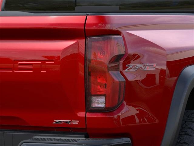 2025 Chevrolet Colorado Vehicle Photo in ENGLEWOOD, CO 80113-6708