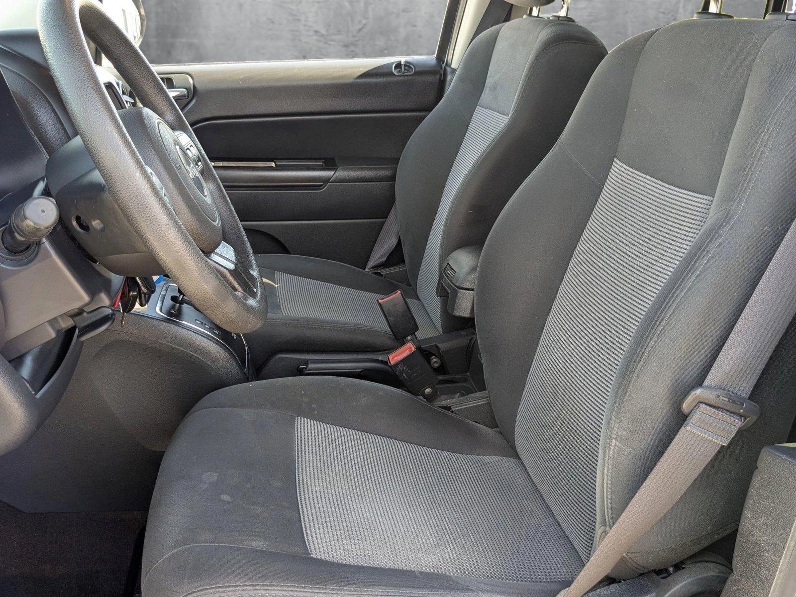 2016 Jeep Compass Vehicle Photo in St. Petersburg, FL 33713