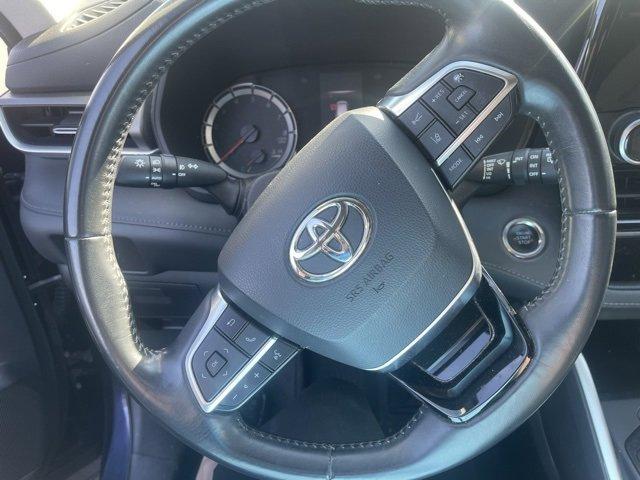 2020 Toyota Highlander Vehicle Photo in Philadelphia, PA 19116