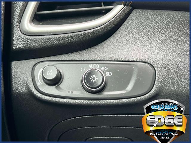 2022 Chevrolet Trax Vehicle Photo in Roslyn, NY 11576