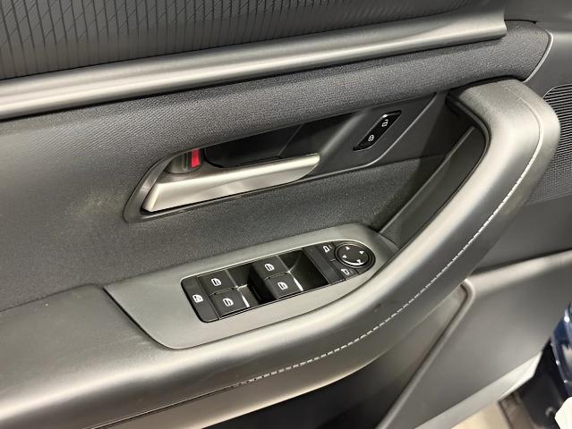 2025 Mazda CX-90 Vehicle Photo in Green Bay, WI 54304