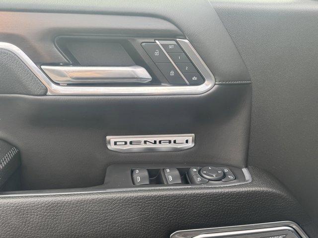 2024 GMC Sierra 1500 Vehicle Photo in LEOMINSTER, MA 01453-2952