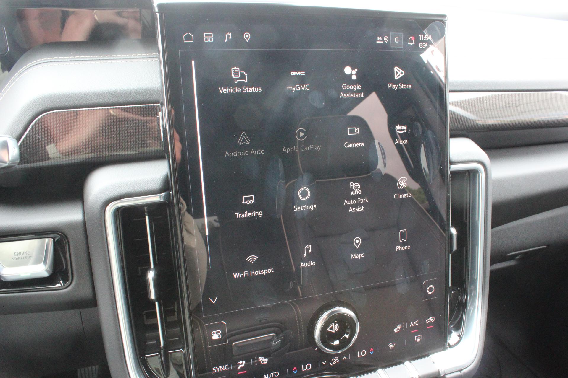 2025 GMC Yukon Vehicle Photo in AURORA, CO 80012-4011