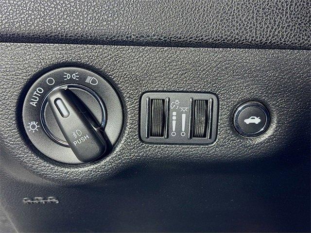 2022 Chrysler 300 Vehicle Photo in PUYALLUP, WA 98371-4149