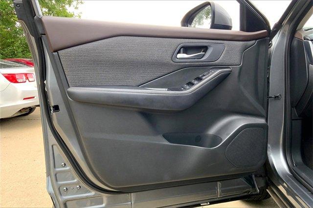 2023 Nissan Rogue Vehicle Photo in KANSAS CITY, MO 64114-4502