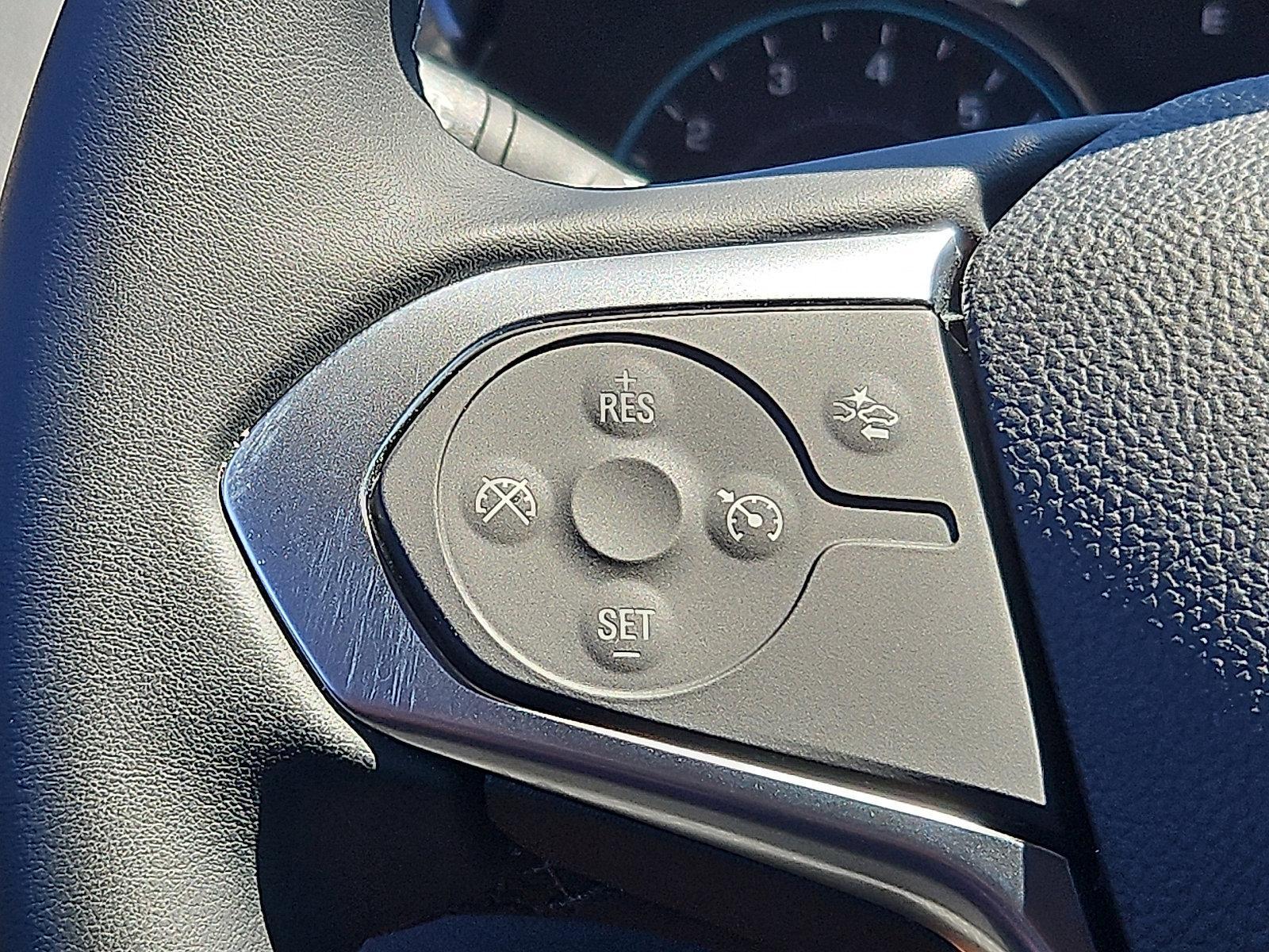 2023 Chevrolet Traverse Vehicle Photo in Trevose, PA 19053
