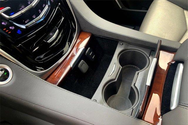 2019 Cadillac Escalade Vehicle Photo in KANSAS CITY, MO 64114-4545
