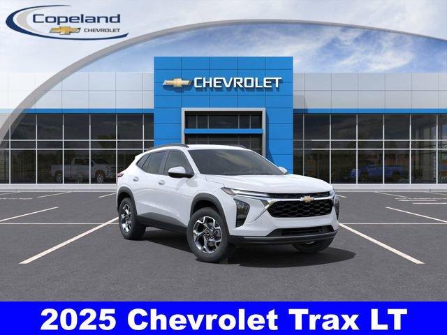 2025 Chevrolet Trax Vehicle Photo in BROCKTON, MA 02301-7113