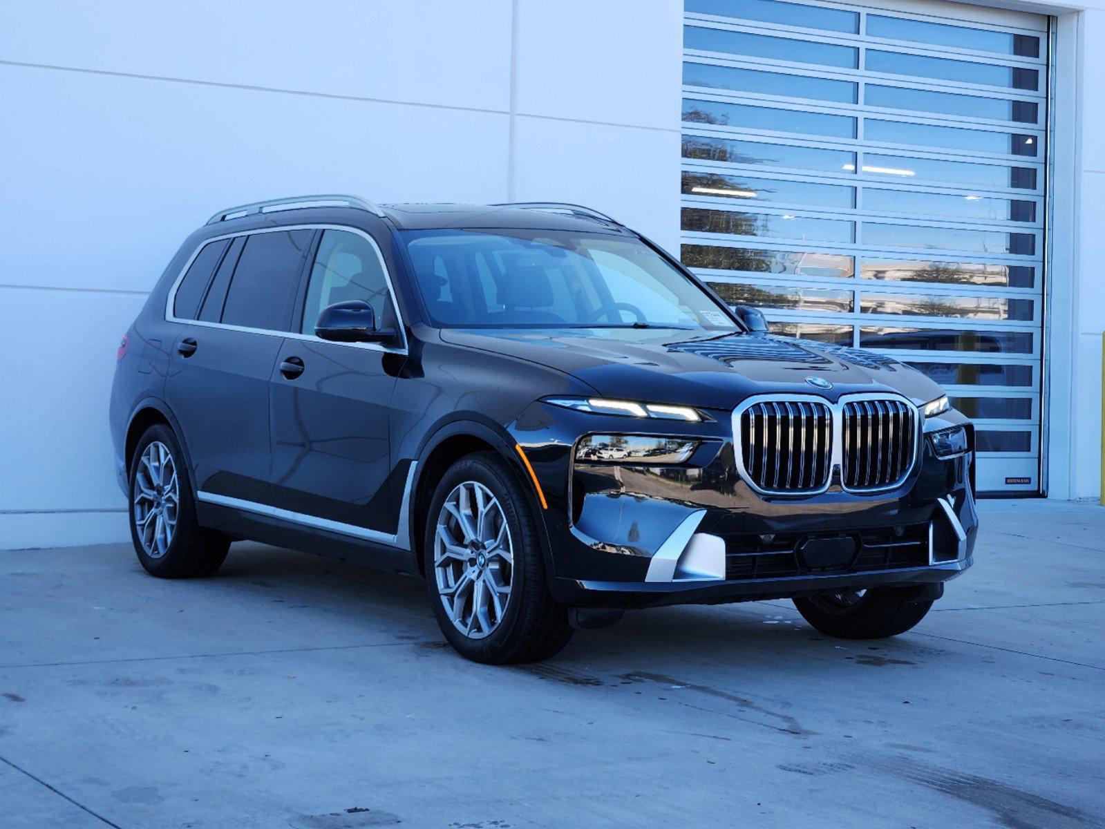 2024 BMW X7 xDrive40i Vehicle Photo in PLANO, TX 75024