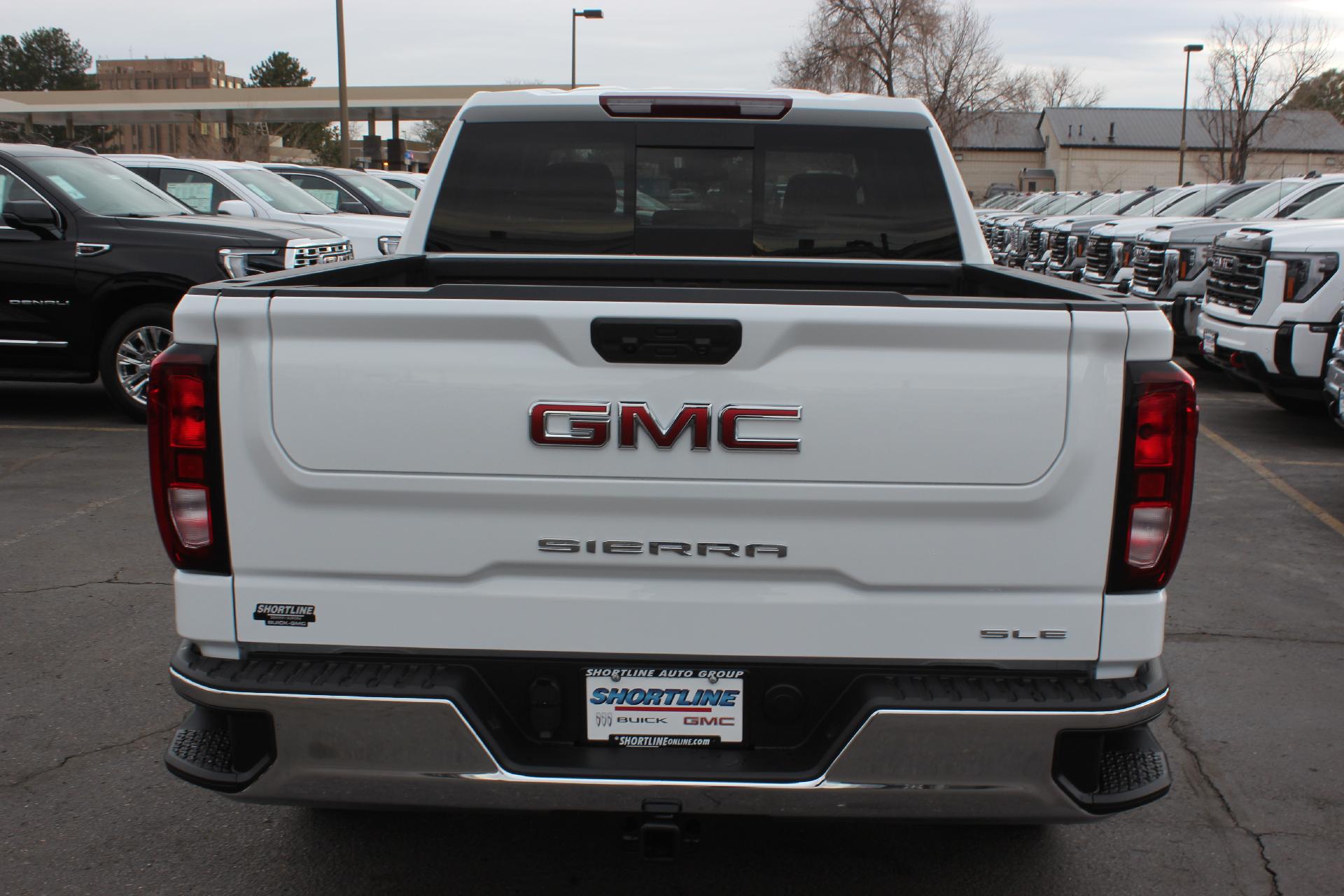 2025 GMC Sierra 1500 Vehicle Photo in AURORA, CO 80012-4011