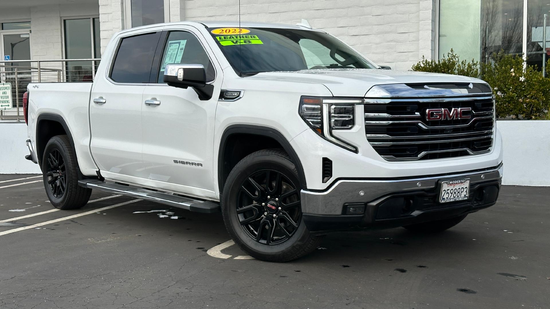 Used 2022 GMC Sierra 1500 SLT with VIN 3GTUUDED1NG635689 for sale in Modesto, CA