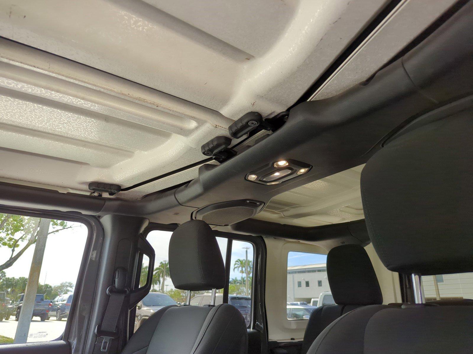 2020 Jeep Wrangler Unlimited Vehicle Photo in Pembroke Pines, FL 33027