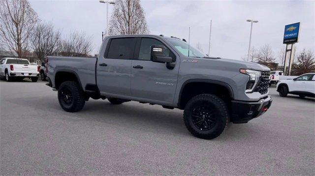 2024 Chevrolet Silverado 2500 HD Vehicle Photo in BENTONVILLE, AR 72712-4322