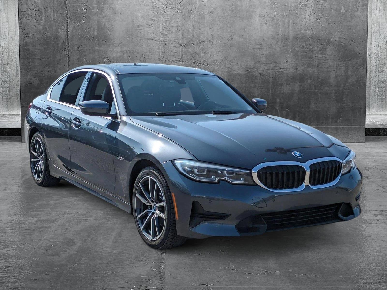 2022 BMW 330e xDrive Vehicle Photo in Bradenton, FL 34207