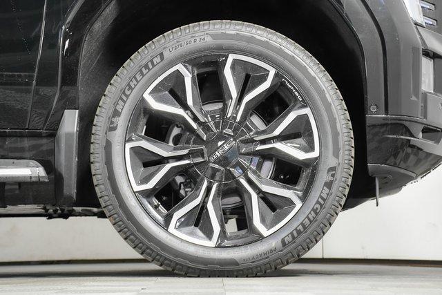 2025 GMC Sierra EV Vehicle Photo in PUYALLUP, WA 98371-4149