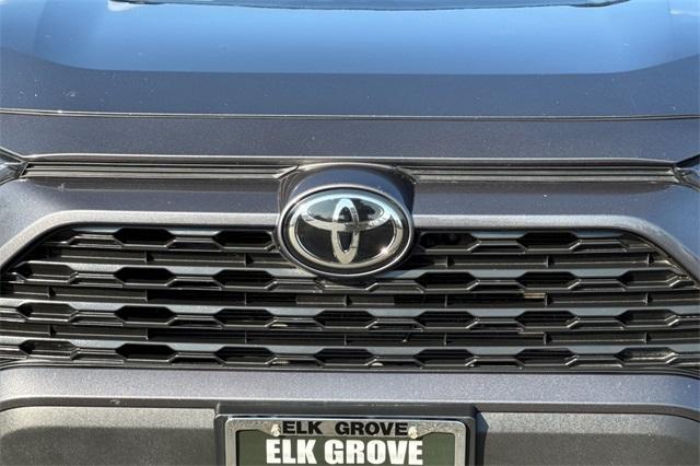 2022 Toyota RAV4 Vehicle Photo in ELK GROVE, CA 95757-8703