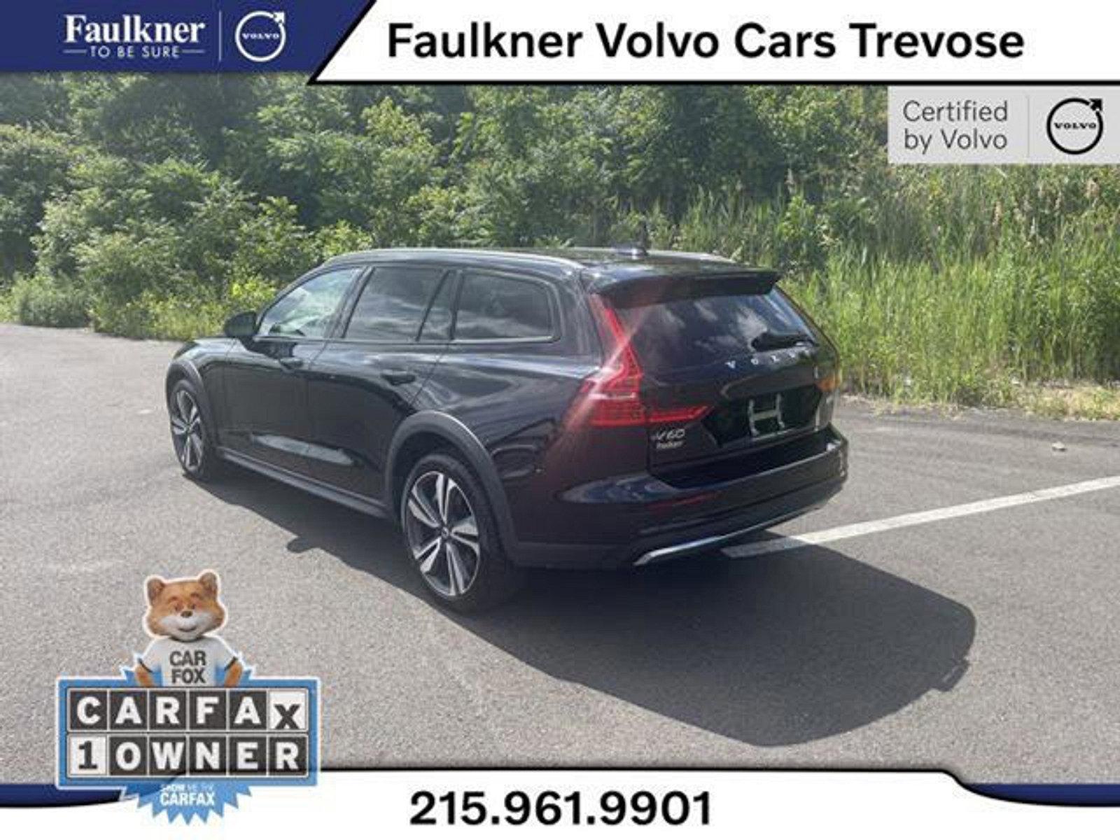 2023 Volvo V60 Cross Country Vehicle Photo in Trevose, PA 19053