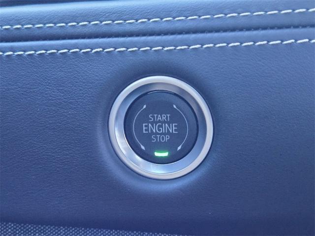 2025 Cadillac Escalade ESV Vehicle Photo in Oklahoma City, OK 73114
