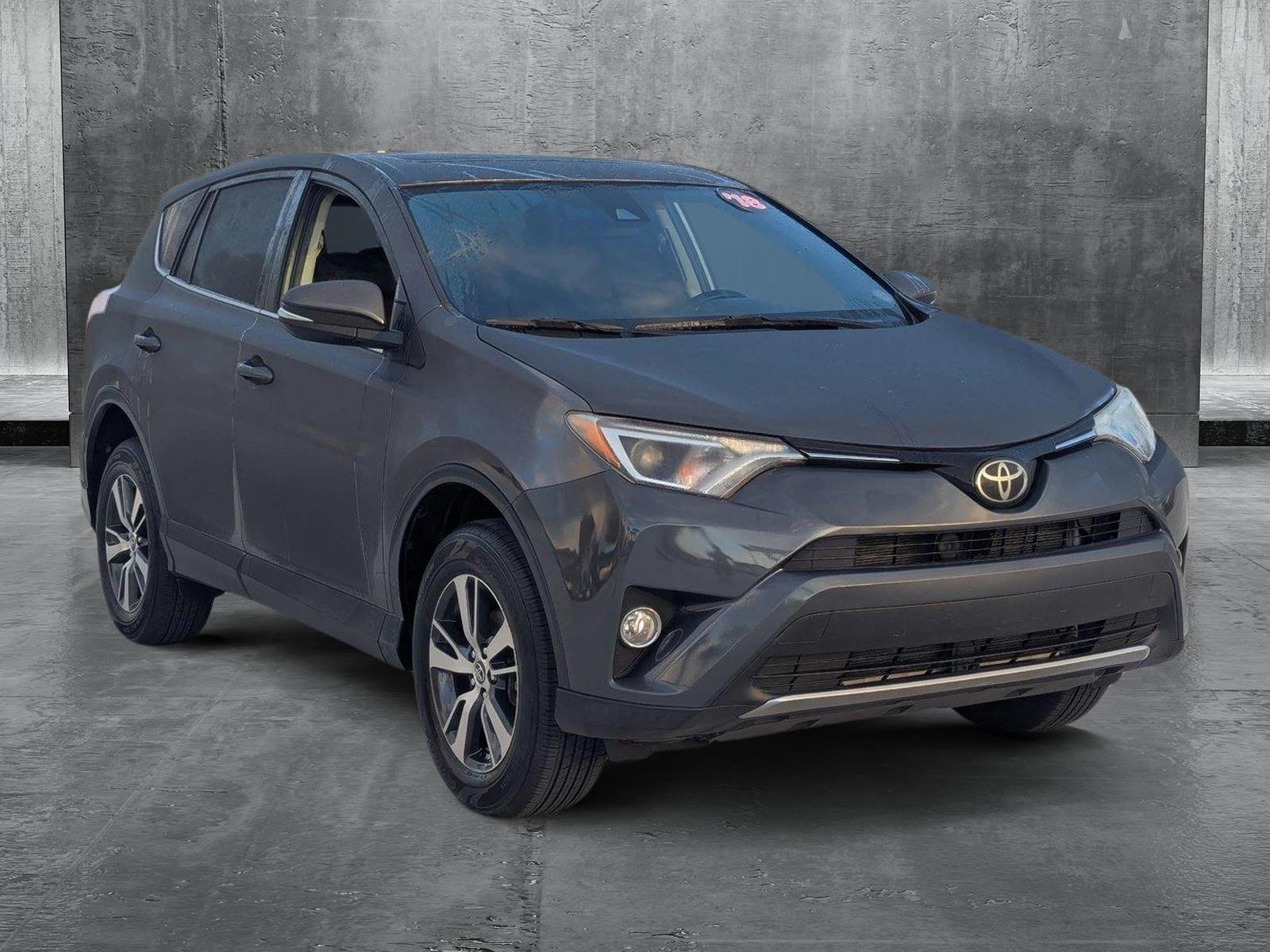 2018 Toyota RAV4 Vehicle Photo in Davie, FL 33331