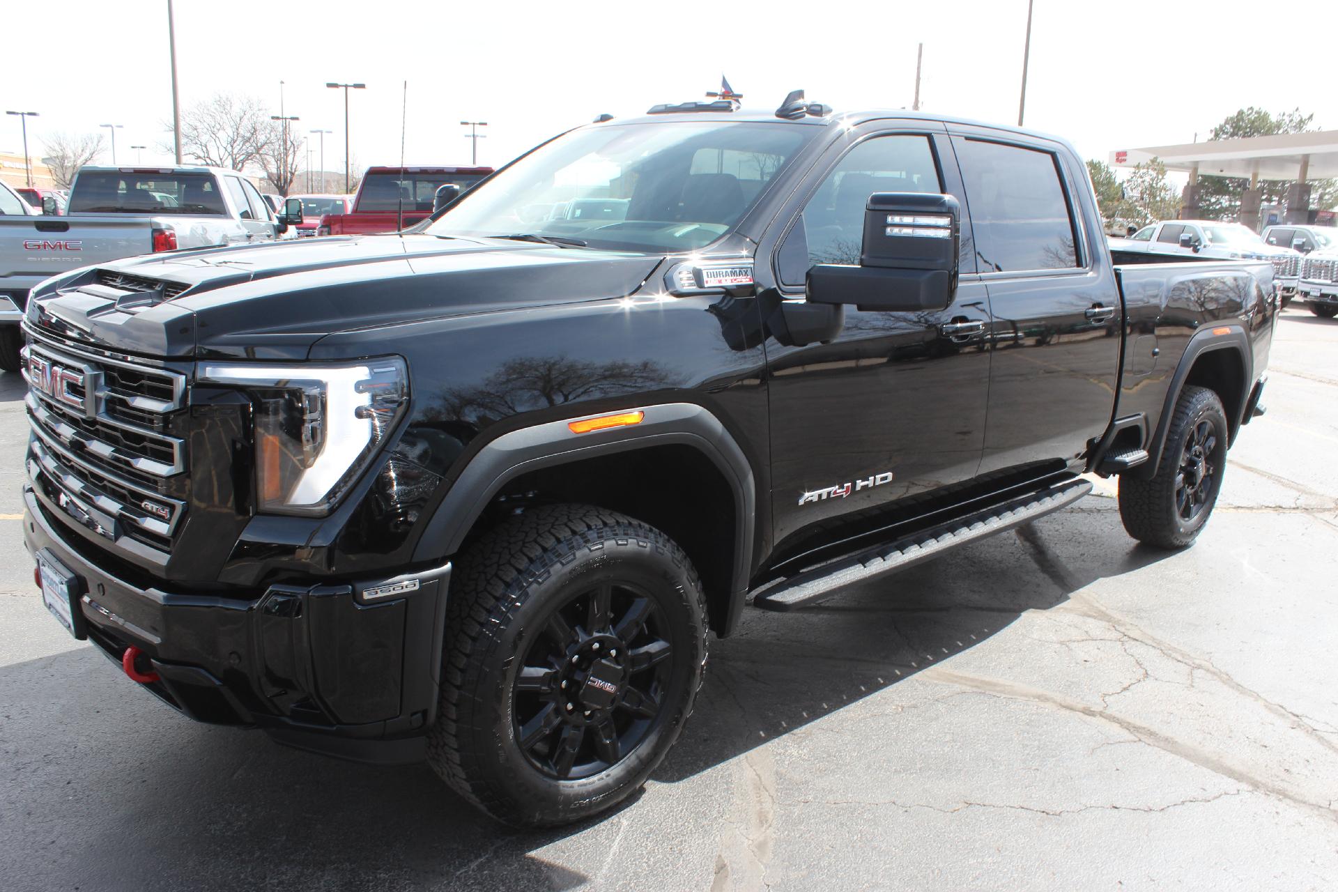 2025 GMC Sierra 3500 HD Vehicle Photo in AURORA, CO 80012-4011