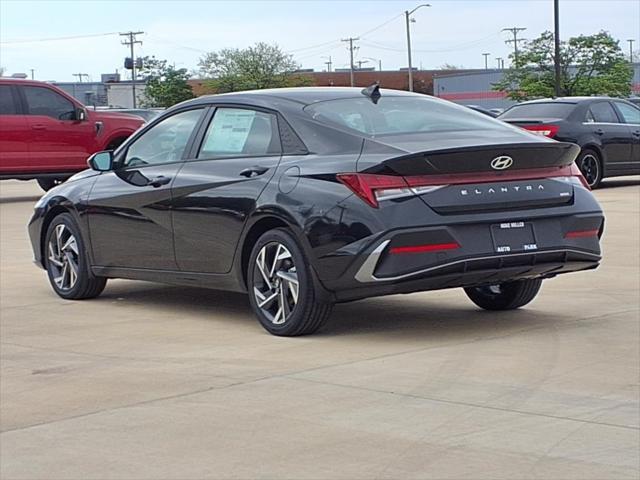 2025 Hyundai ELANTRA Hybrid Vehicle Photo in Peoria, IL 61615