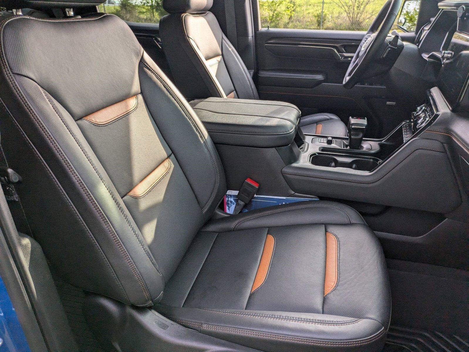 2024 GMC Sierra 1500 Vehicle Photo in Panama City, FL 32401
