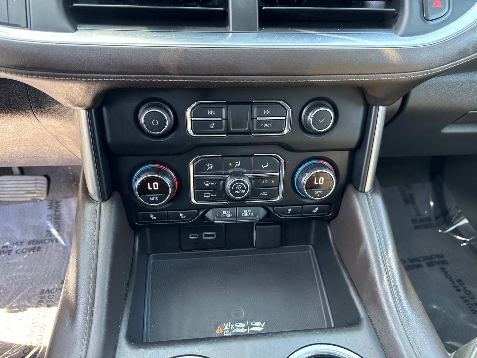 2021 Chevrolet Suburban Vehicle Photo in LOS ANGELES, CA 90007-3794