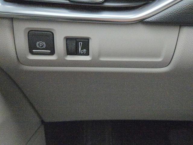 2022 Cadillac XT4 Vehicle Photo in DENTON, TX 76210-9321