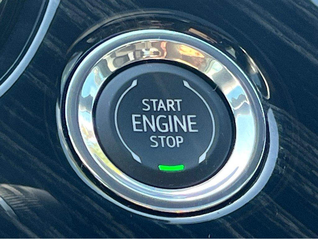 2024 Cadillac XT6 Vehicle Photo in SAVANNAH, GA 31406-4513