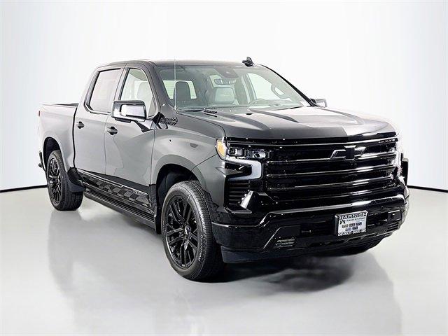 2025 Chevrolet Silverado 1500 Vehicle Photo in PUYALLUP, WA 98371-4149
