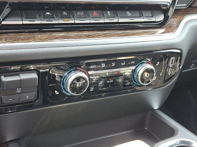 2025 GMC Sierra 1500 Vehicle Photo in TREVOSE, PA 19053-4984