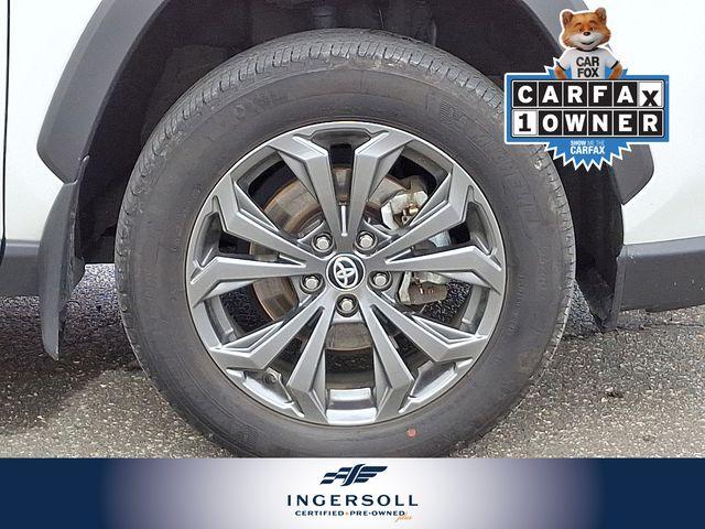 2023 Toyota RAV4 Vehicle Photo in WATERTOWN, CT 06795-3318