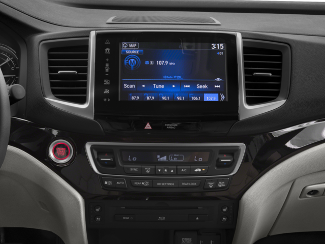 2017 Honda Pilot Vehicle Photo in Grapevine, TX 76051