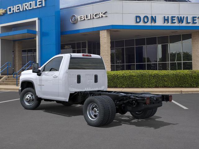 2025 Chevrolet Silverado 3500 HD Chassis Cab Vehicle Photo in GEORGETOWN, TX 78626-7508
