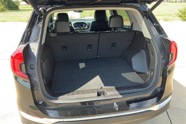 2024 GMC Terrain Vehicle Photo in TOPEKA, KS 66609-0000