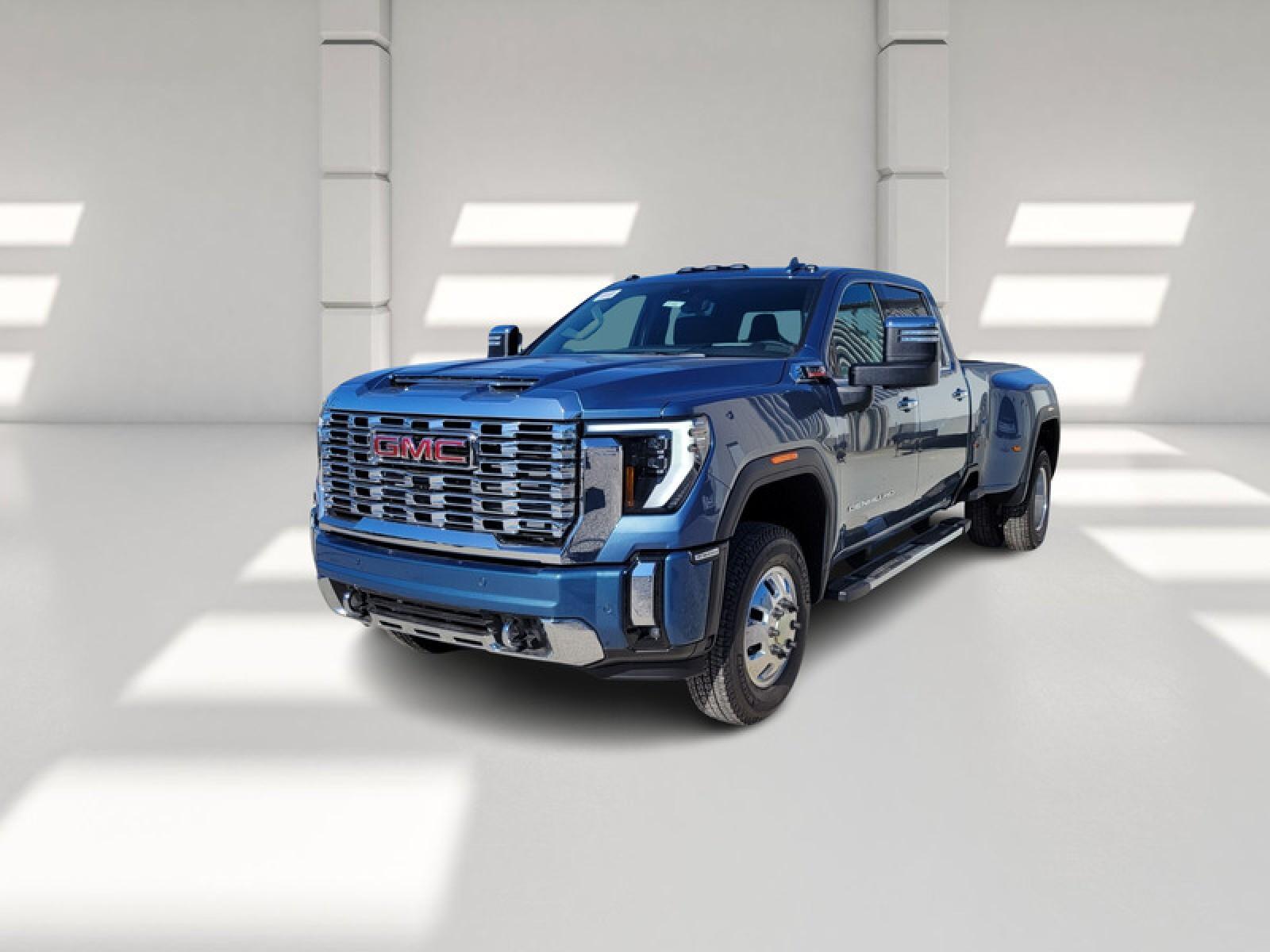 2026 GMC Sierra 3500HD Denali Crew Cab 4WD